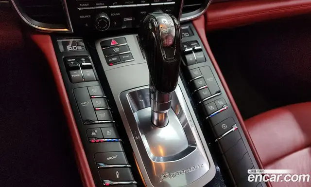 Porsche Panamera 2013 3.0 автомат (гидро), миниатюра 9