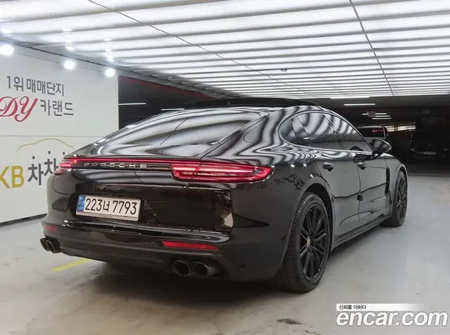 Porsche Panamera 2018 3.0 автомат (гидро), миниатюра 2