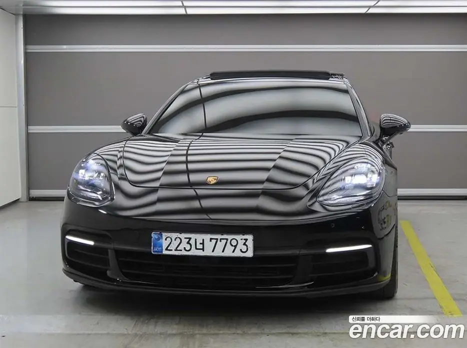 Porsche Panamera 2018 3.0 автомат (гидро), фото 3