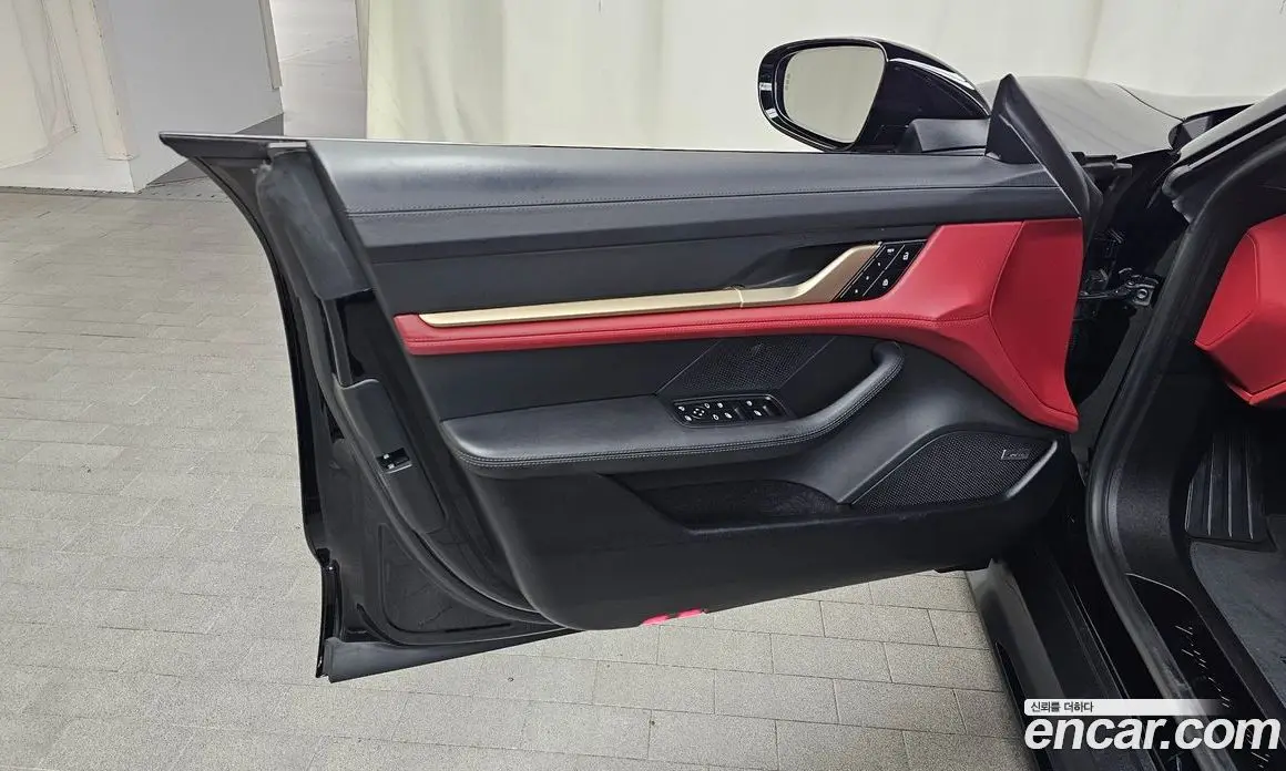 Porsche Taycan 2022 0.1 автомат (гидро), фото 14