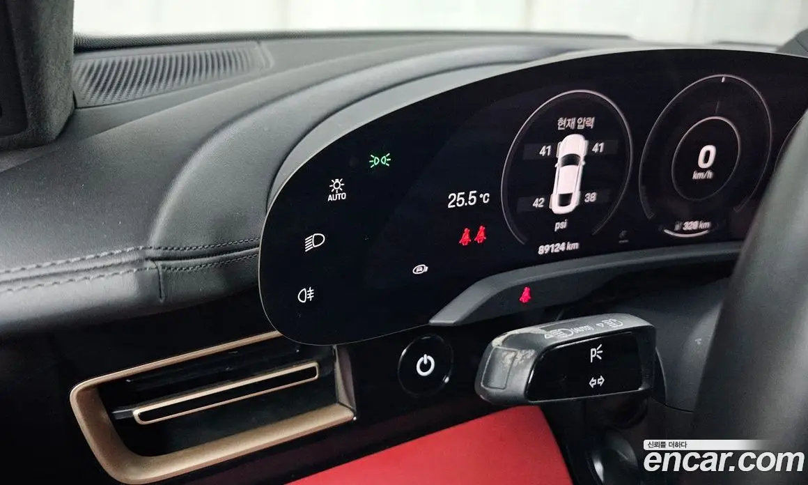 Porsche Taycan 2022 0.1 автомат (гидро), фото 26