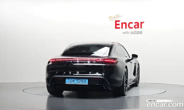 Porsche Taycan 2022 0.1 автомат (гидро), миниатюра 4