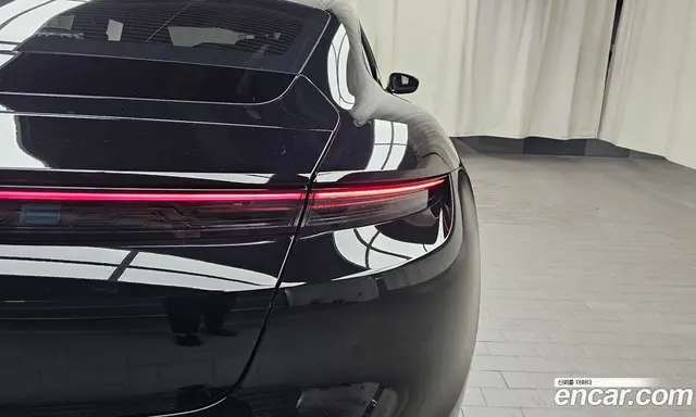 Porsche Taycan 2022 0.1 автомат (гидро), миниатюра 9