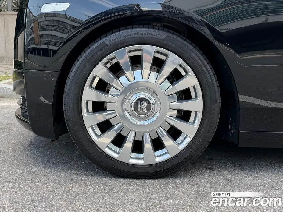 Rolls-Royce Phantom 2018 6.7 автомат (гидро), фото 5 Rolls-Royce Phantom 2018 6.7 автомат (гидро), фото 5