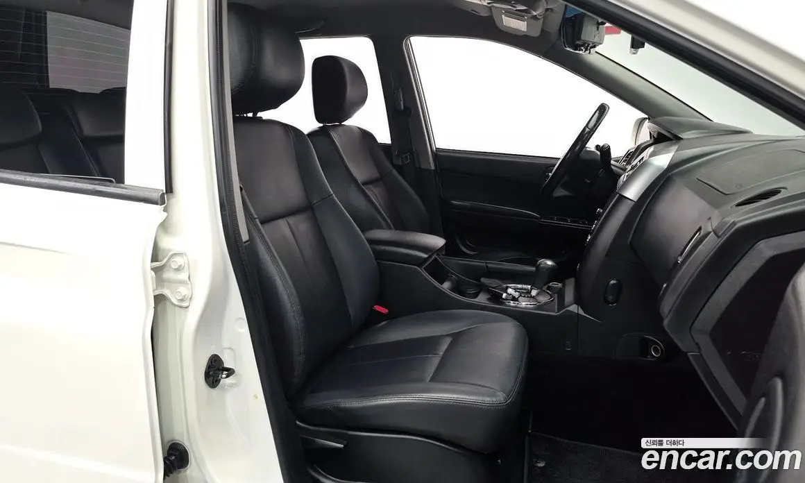 SsangYong Korando 2016 2.2 автомат (гидро), фото 11