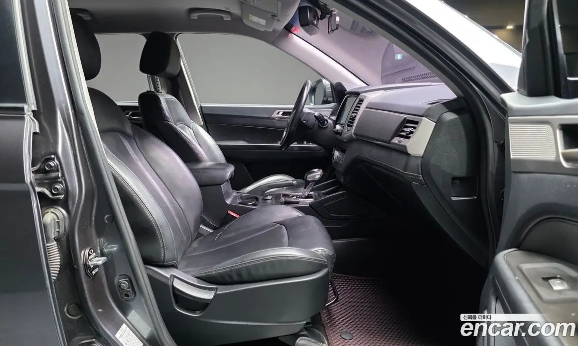SsangYong Rexton 2018 2.2 автомат (гидро), фото 16