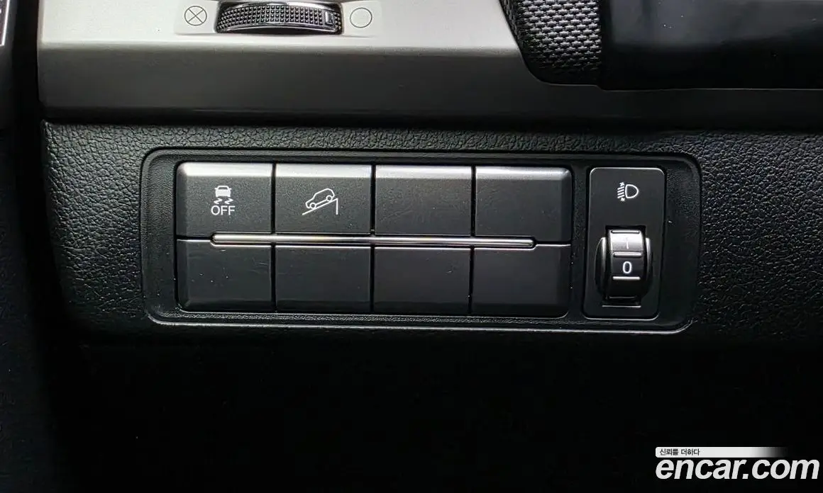 SsangYong Rexton 2018 2.2 автомат (гидро), фото 27