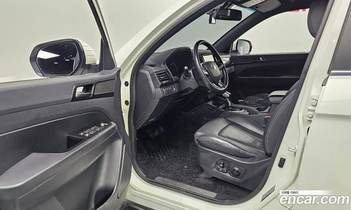 SsangYong Rexton 2019 2.2 автомат (гидро), фото 13