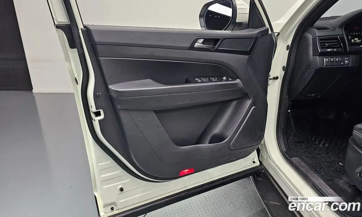 SsangYong Rexton 2019 2.2 автомат (гидро), фото 14