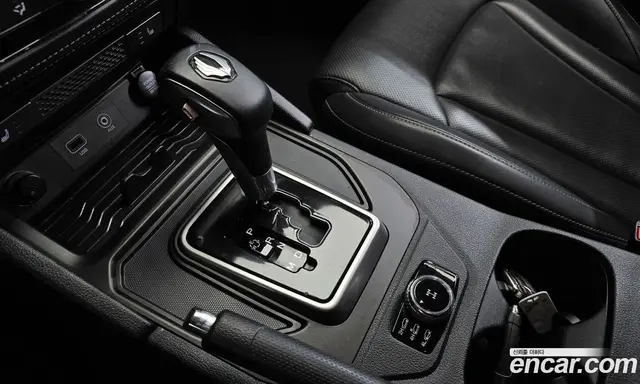 SsangYong Rexton 2019 2.2 автомат (гидро), миниатюра 12
