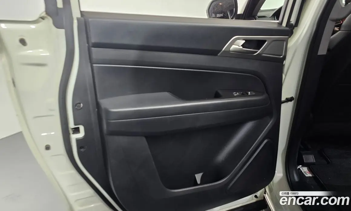 SsangYong Rexton 2019 2.2 автомат (гидро), фото 15