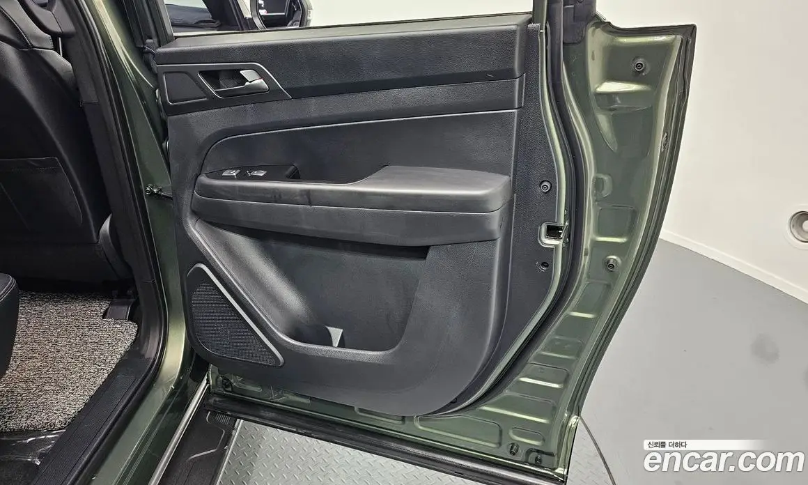 SsangYong Rexton 2022 2.2 автомат (гидро), фото 15