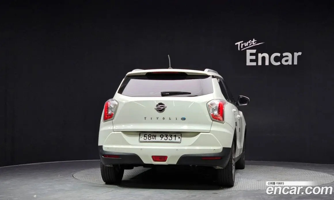SsangYong TIBOLI 2015 1.6 автомат (гидро), фото 4