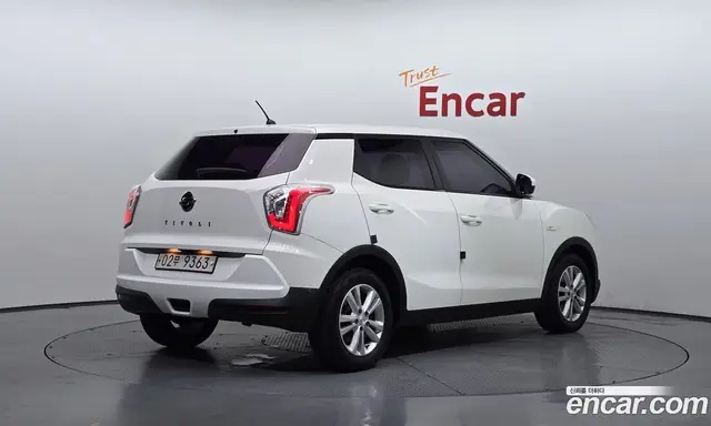 SsangYong TIBOLI 2016 1.6 автомат (гидро), миниатюра 2