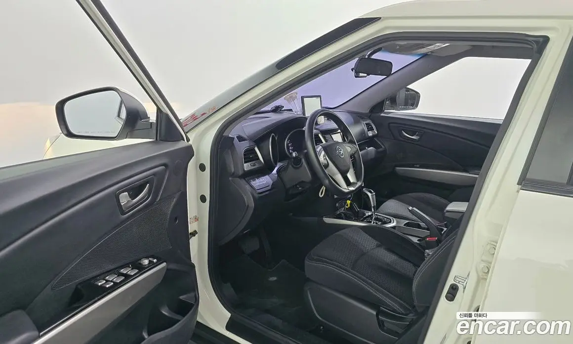 SsangYong TIBOLI 2016 1.6 автомат (гидро), фото 10