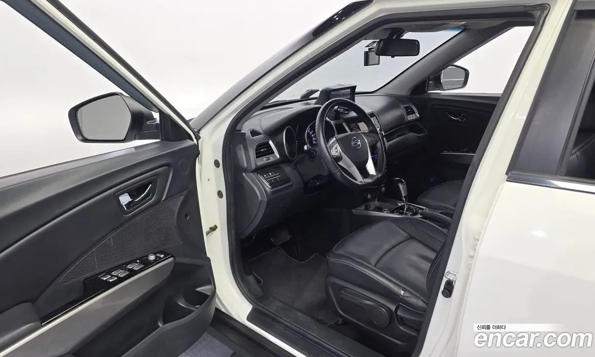 SsangYong TIBOLI 2016 1.6 автомат (гидро), фото 10