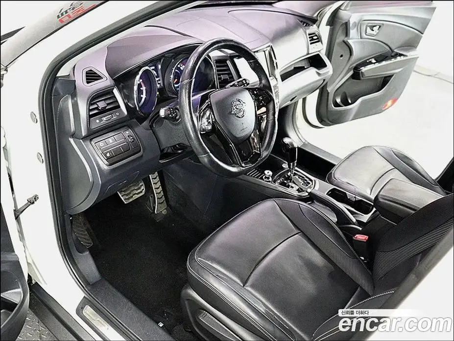 SsangYong TIBOLI 2017 1.6 автомат (гидро), фото 19