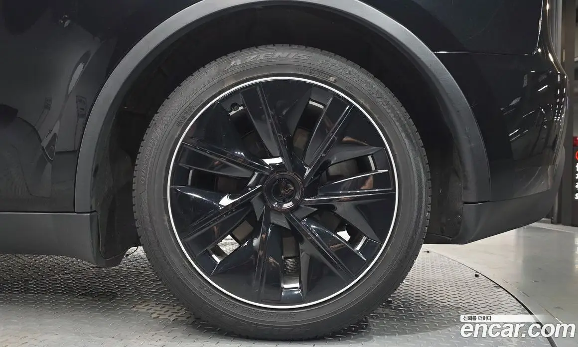 Tesla Model Y 2021 0.2 автомат (гидро), фото 6 Tesla Model Y 2021 0.2 автомат (гидро), фото 6