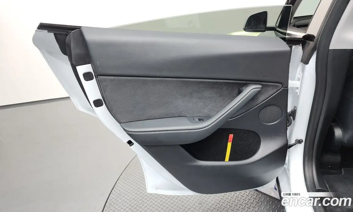 Tesla Model Y 2023 0.2 автомат (гидро), фото 12 Tesla Model Y 2023 0.2 автомат (гидро), фото 12