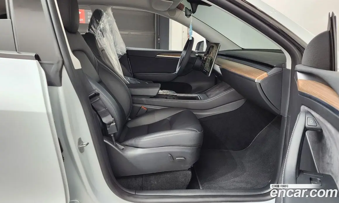 Tesla Model Y 2023 0.2 автомат (гидро), фото 13 Tesla Model Y 2023 0.2 автомат (гидро), фото 13