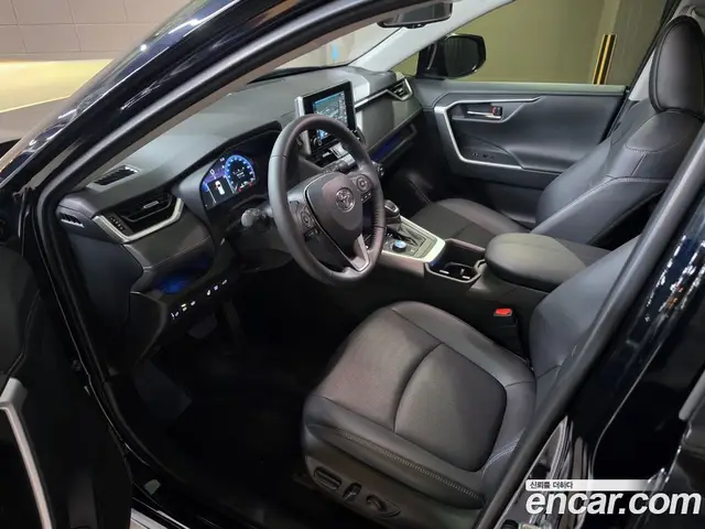Toyota RAV4 2025 2.5 автомат (гидро), миниатюра 10