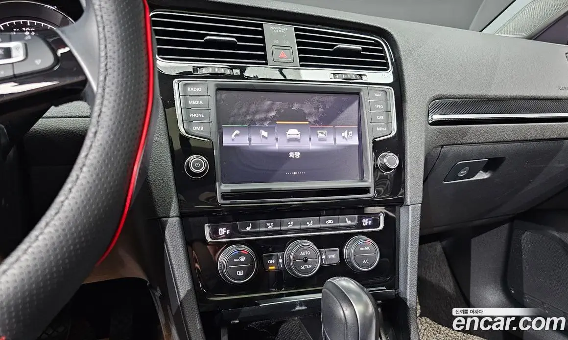 Volkswagen Golf 2014 2.0 автомат (гидро), фото 13