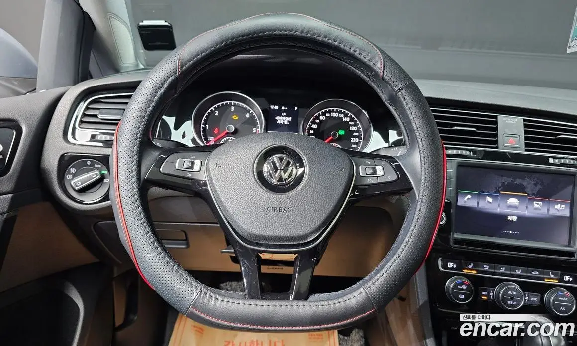 Volkswagen Golf 2014 2.0 автомат (гидро), фото 14