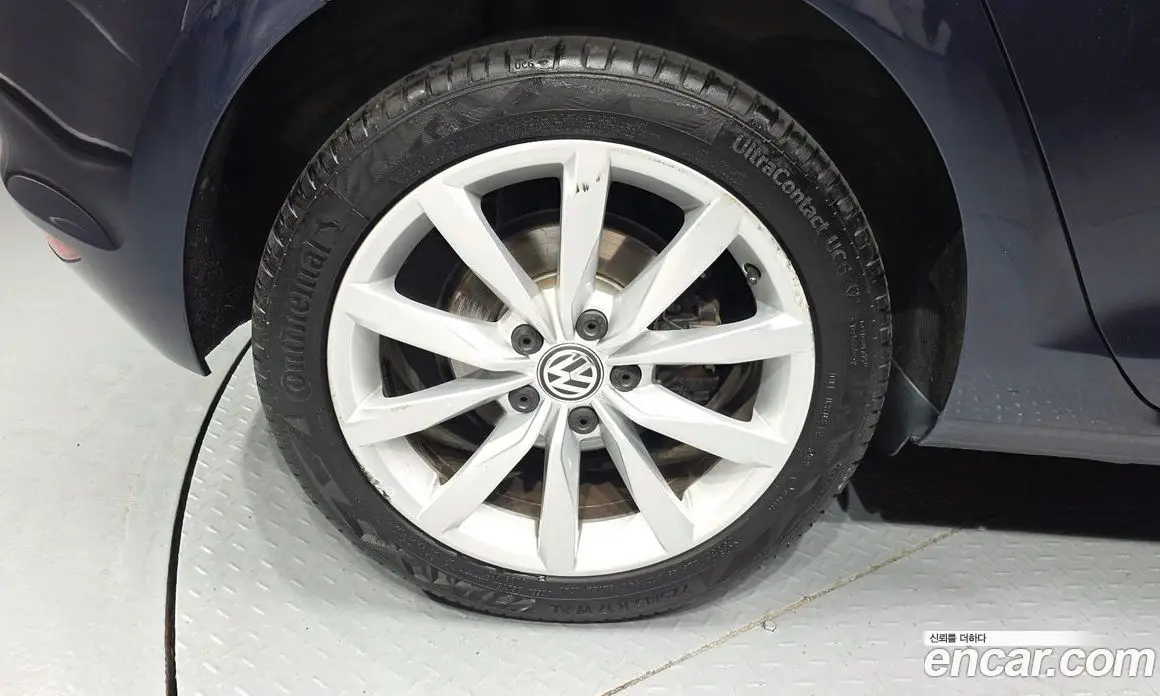 Volkswagen Golf 2015 2.0 автомат (гидро), фото 5