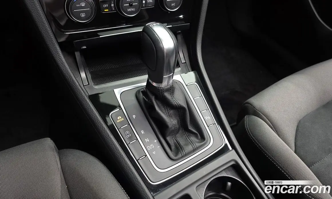 Volkswagen Golf 2015 2.0 автомат (гидро), фото 9