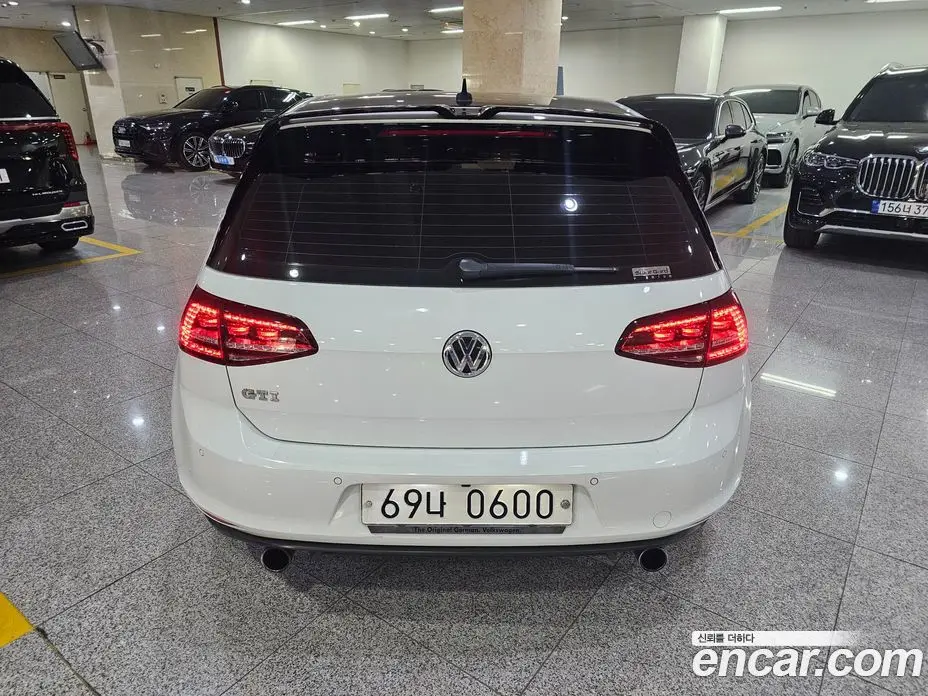 Volkswagen Golf 2016 2.0 автомат (гидро), фото 3