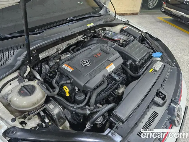 Volkswagen Golf 2016 2.0 автомат (гидро), миниатюра 5