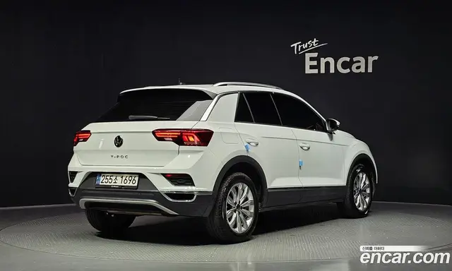 Volkswagen T-Roc 2021 2.0 автомат (гидро), миниатюра 2
