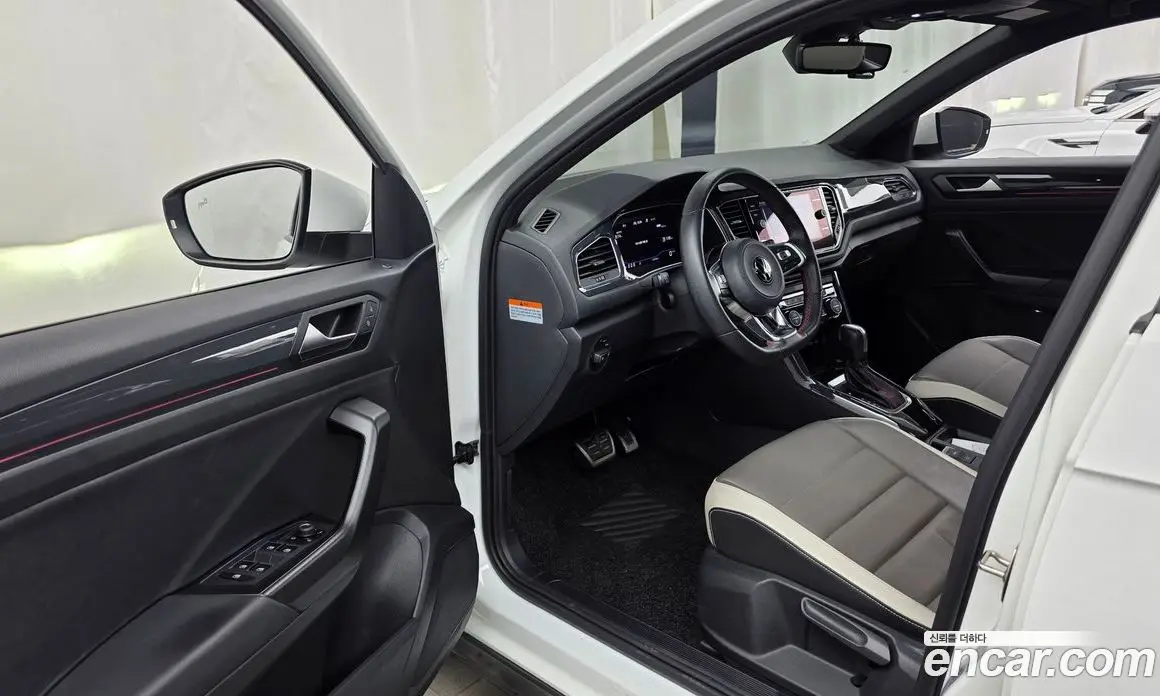 Volkswagen T-Roc 2021 2.0 автомат (гидро), фото 13