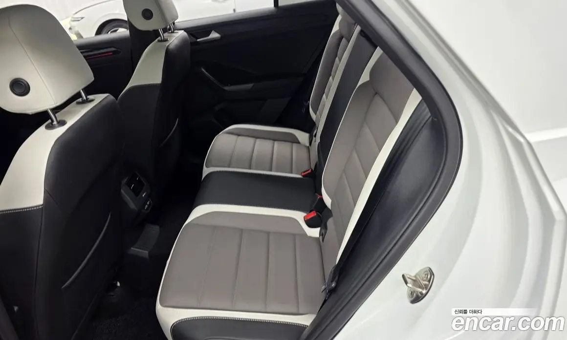 Volkswagen T-Roc 2021 2.0 автомат (гидро), фото 16