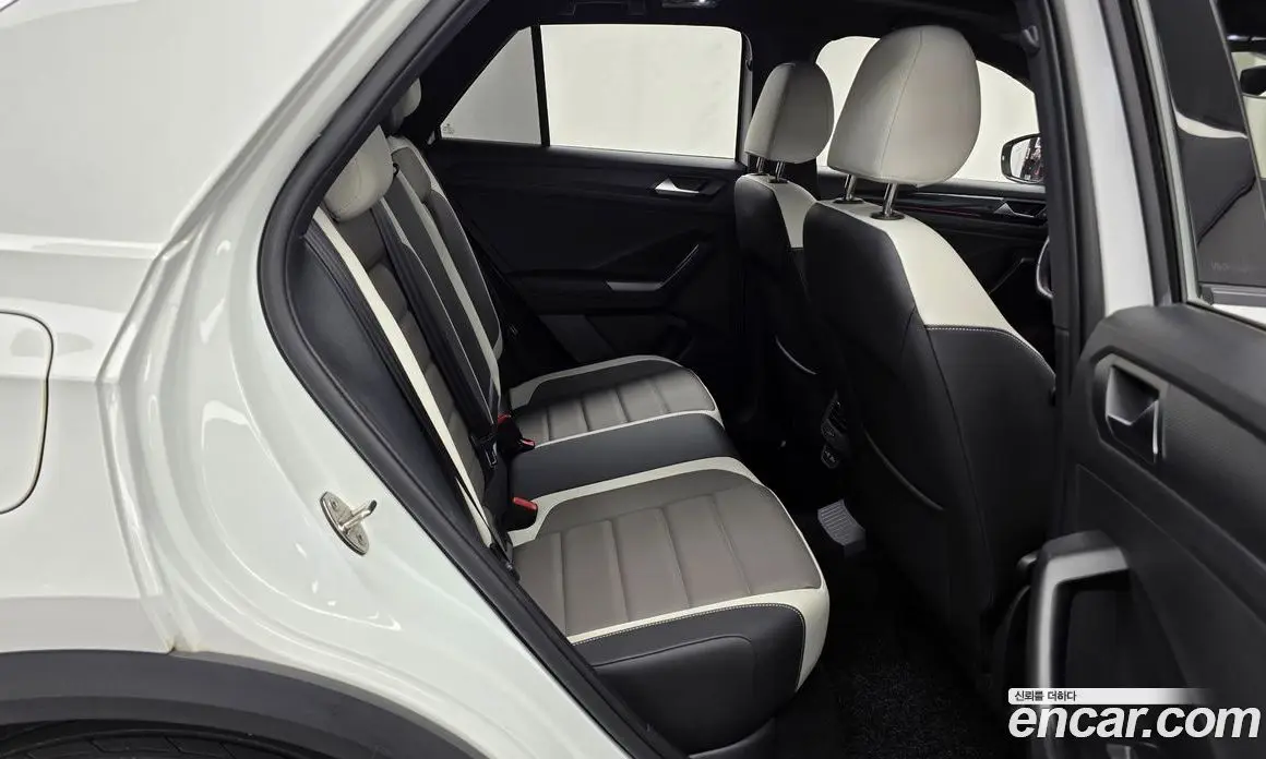 Volkswagen T-Roc 2021 2.0 автомат (гидро), фото 18