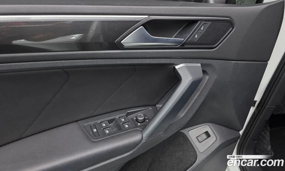 Volkswagen Tiguan 2020 2.0 автомат (гидро), фото 14