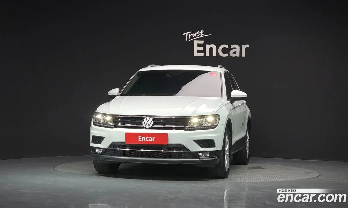 Volkswagen Tiguan 2020 2.0 автомат (гидро), фото 3