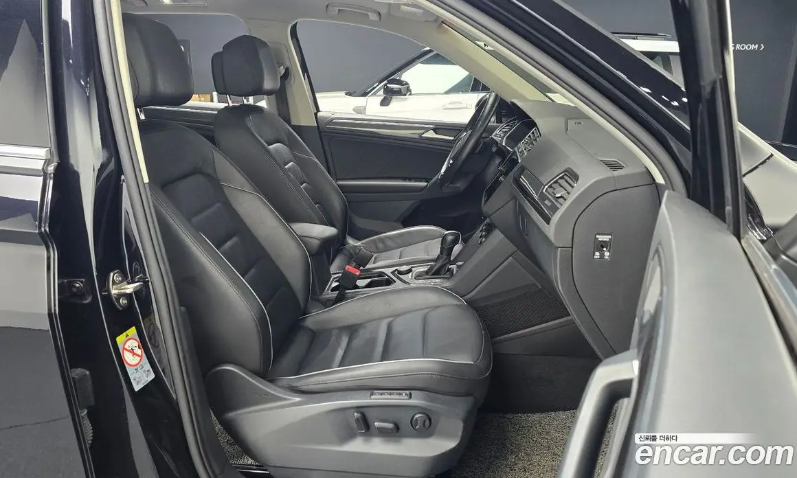 Volkswagen Tiguan 2020 2.0 автомат (гидро), фото 12