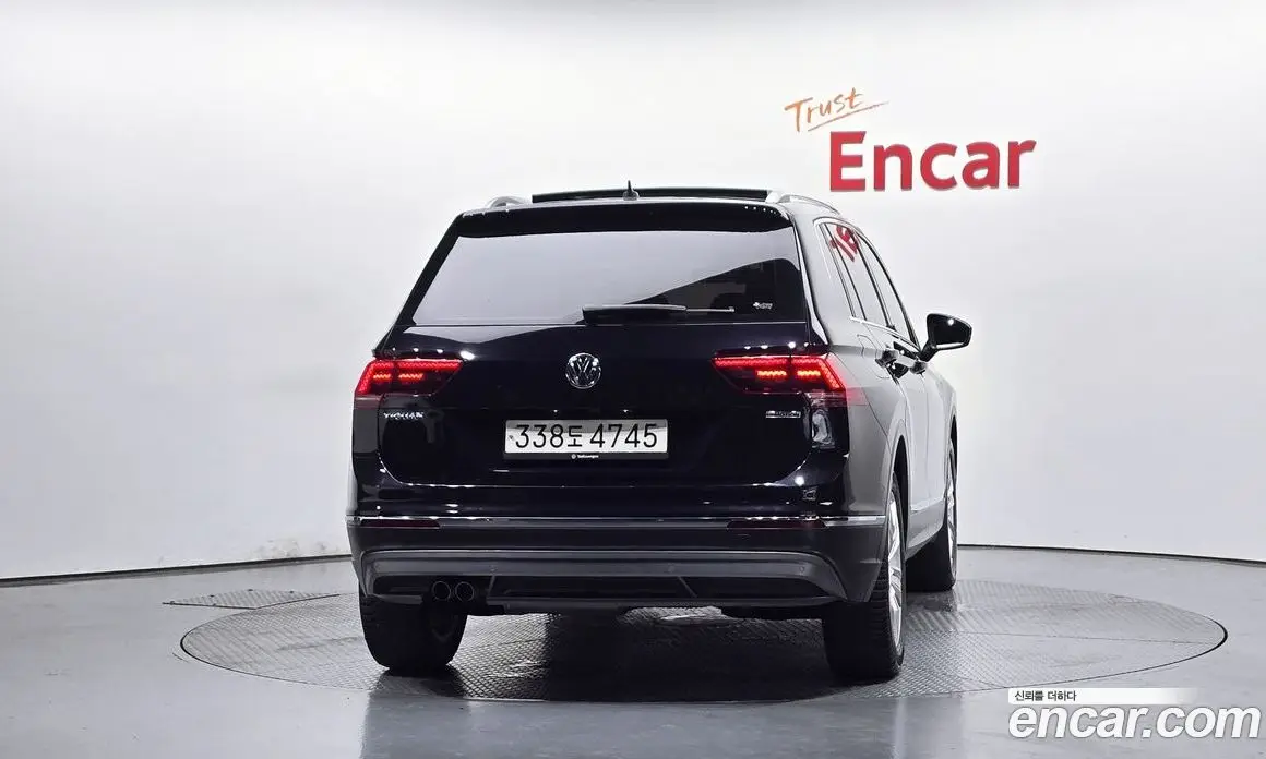 Volkswagen Tiguan 2020 2.0 автомат (гидро), фото 3