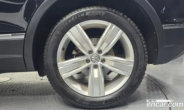Volkswagen Tiguan 2020 2.0 автомат (гидро), миниатюра 6