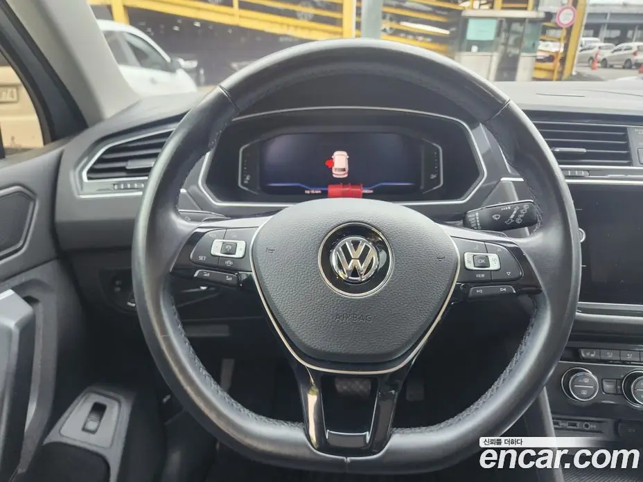 Volkswagen Tiguan 2020 2.0 автомат (гидро), фото 15