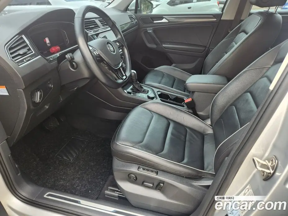 Volkswagen Tiguan 2020 2.0 автомат (гидро), фото 16
