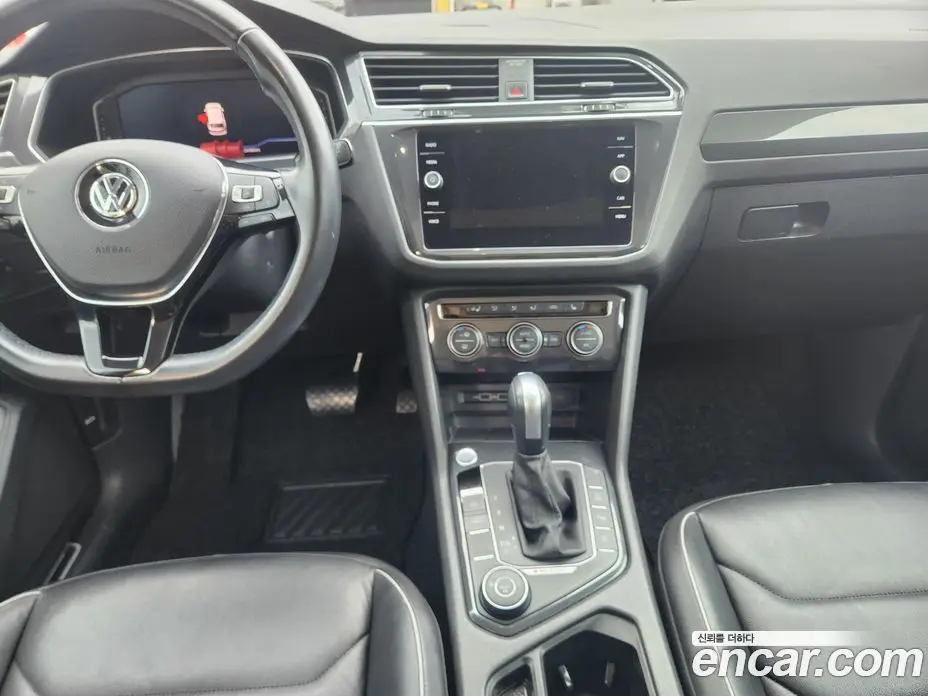 Volkswagen Tiguan 2020 2.0 автомат (гидро), фото 17