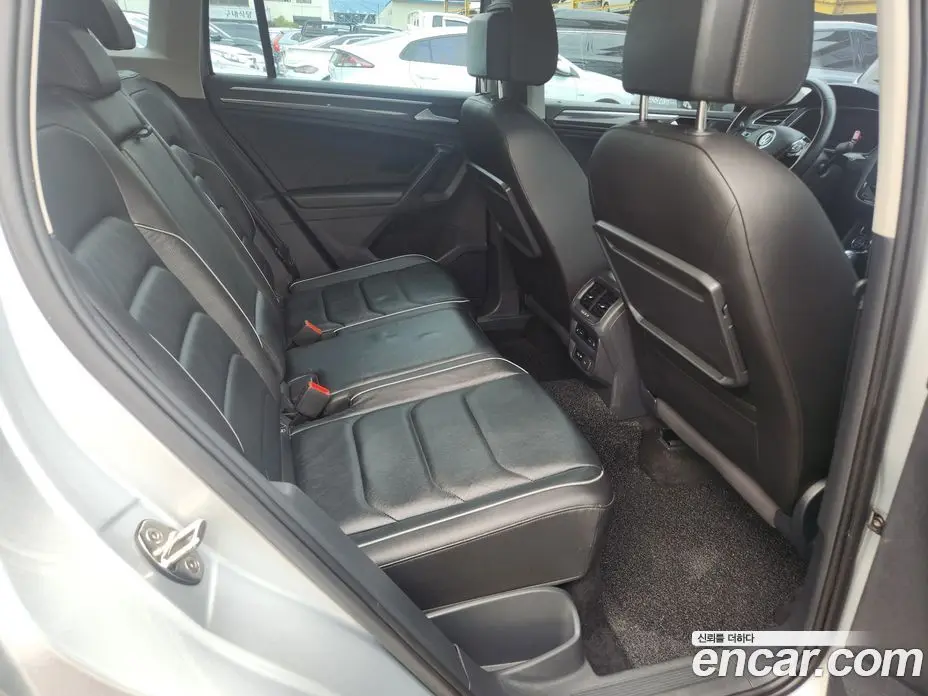 Volkswagen Tiguan 2020 2.0 автомат (гидро), фото 18