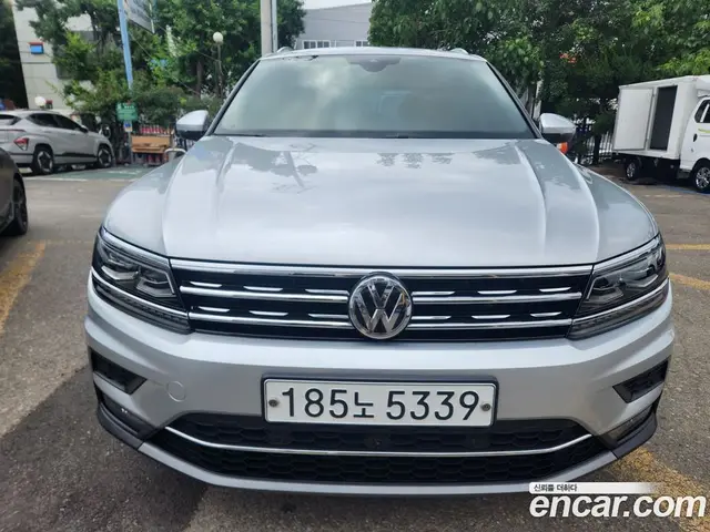 Volkswagen Tiguan 2020 2.0 автомат (гидро), миниатюра 3