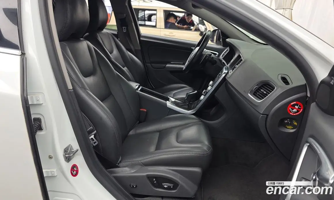 Volvo S60 2015 1.6 автомат (гидро), фото 11