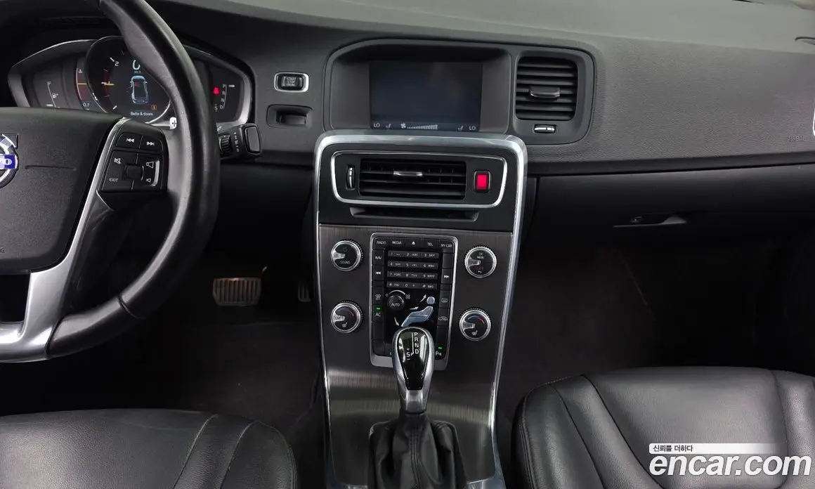 Volvo S60 2015 1.6 автомат (гидро), фото 14