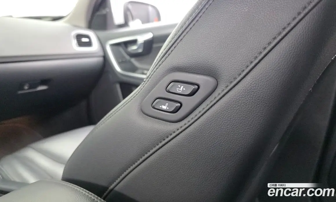 Volvo S60 2015 1.6 автомат (гидро), фото 18