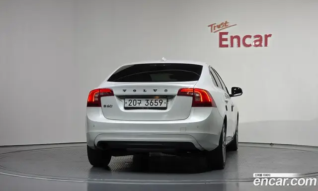Volvo S60 2015 1.6 автомат (гидро), миниатюра 4