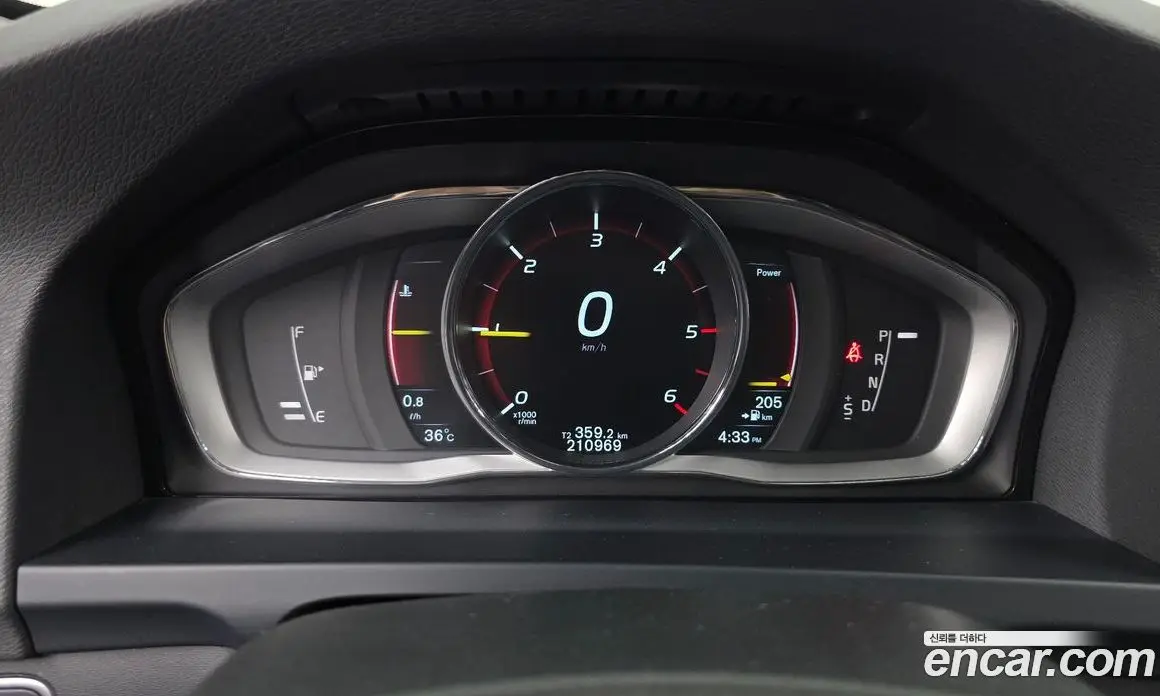 Volvo S60 2015 1.6 автомат (гидро), фото 8